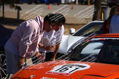 media/Oct-15-2023-CalClub SCCA (Sun) [[64237f672e]]/Around the Pits/